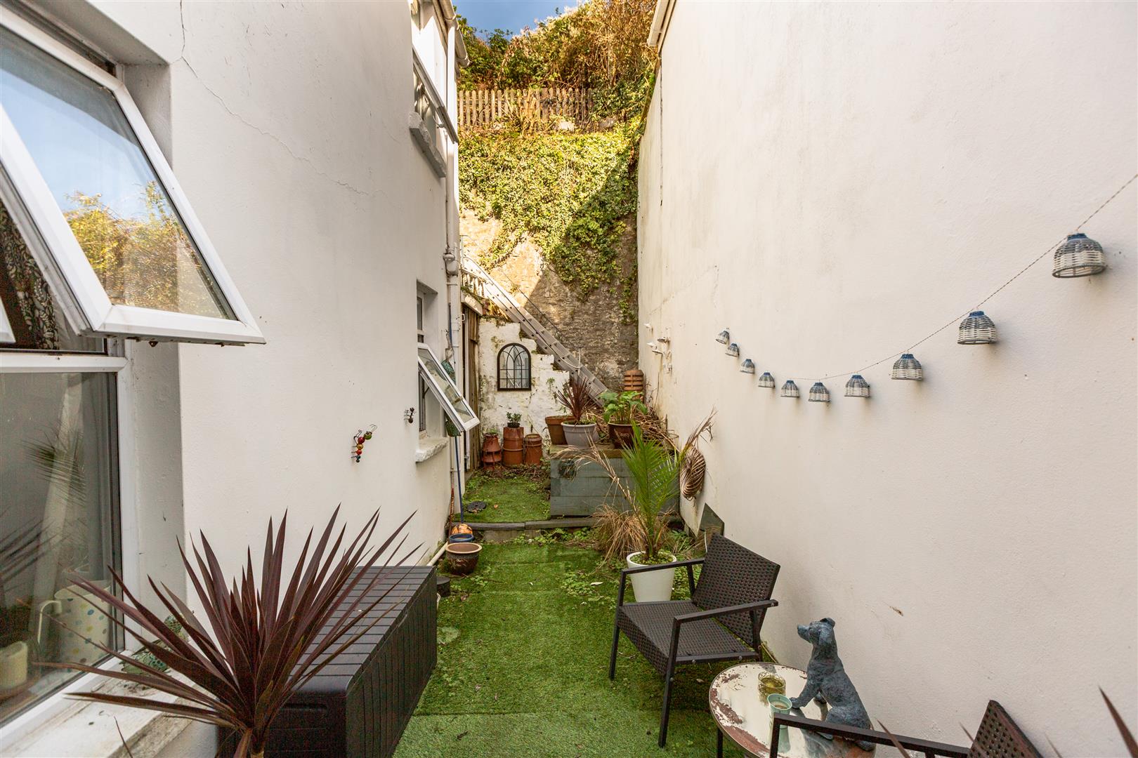 Oaklands Terrace, Mount Pleasant, Swansea, SA1 6JJ